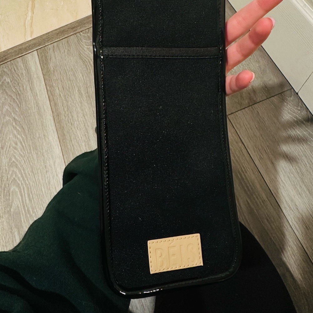 BÉIS Flat Iron Cover - Gone on Béis